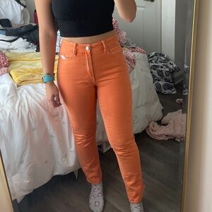 NWT PacSun Orange Mom Jeans Size 26